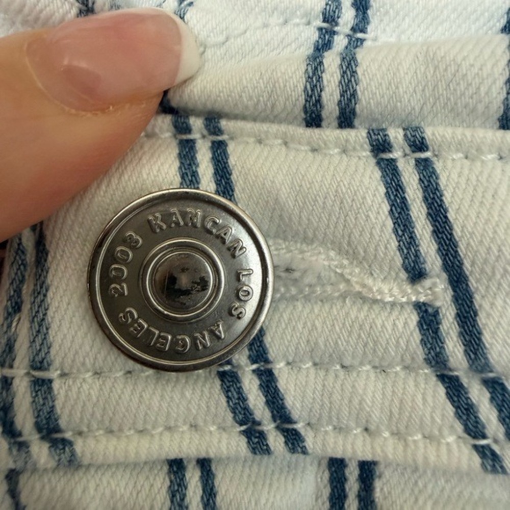 KanCan Womens High Rise Striped Bermuda Shorts White Blue Raw Hem Size Large - Picture 4 of 11